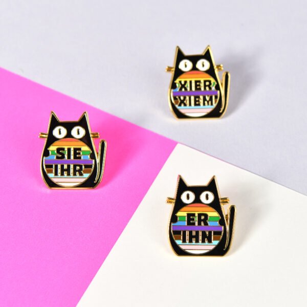 Black Cat German Pronoun Pin Series