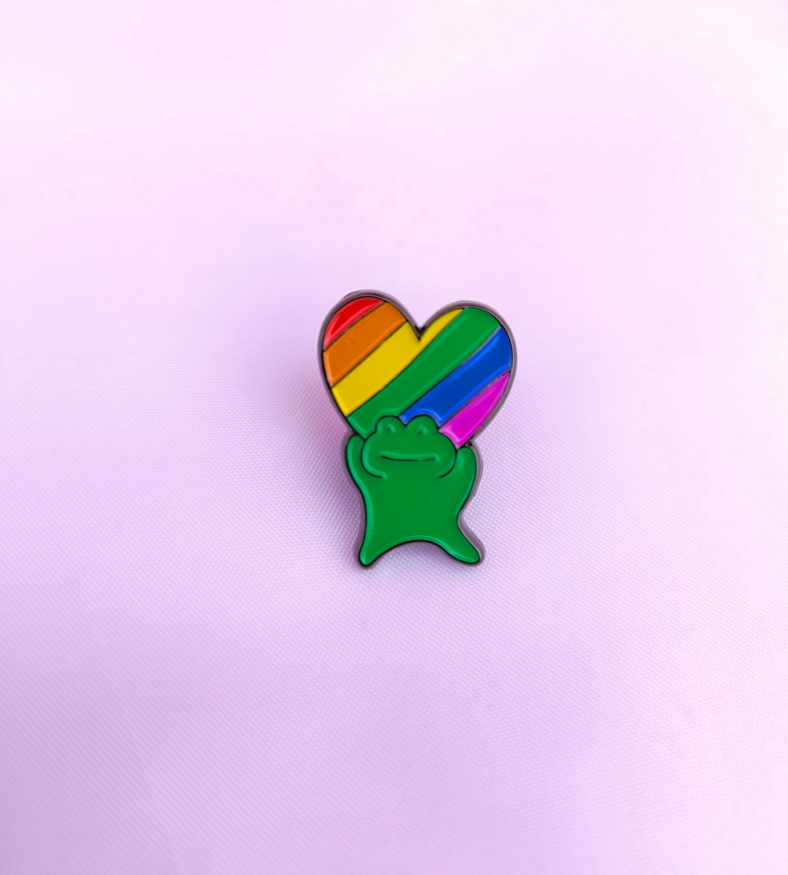 Frog LGBT pins serie - Image 6